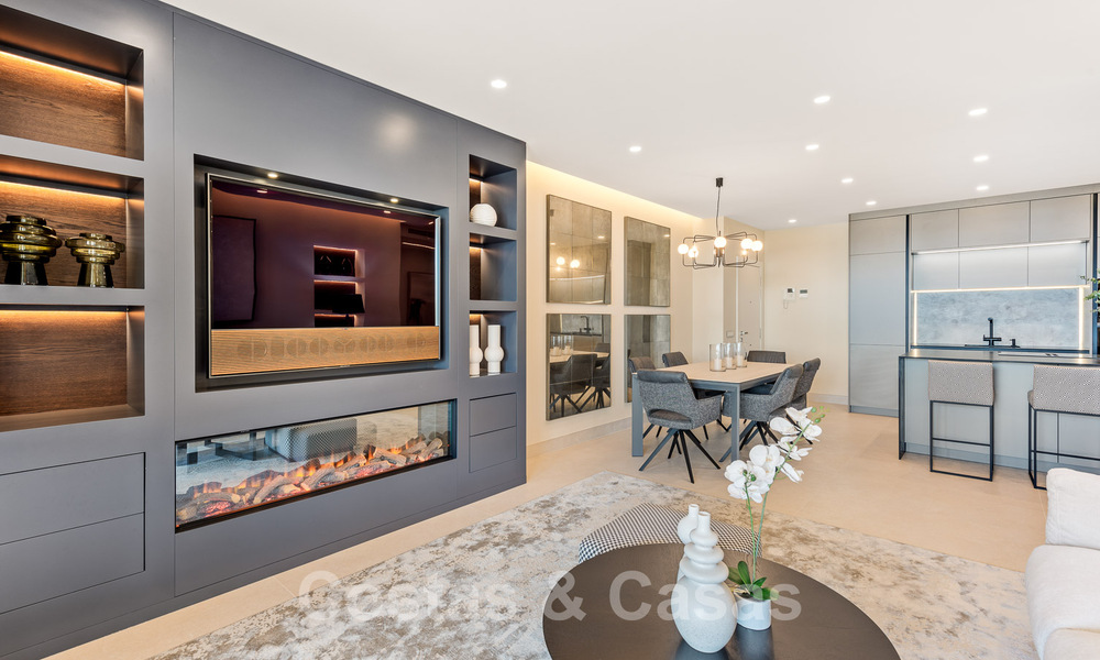 Appartement spacieux et élégant à vendre dans un complexe fermé sur une plage en front de mer avec vue sur la mer, sur le Nouveau Golden Mile de Marbella - Estepona 51311