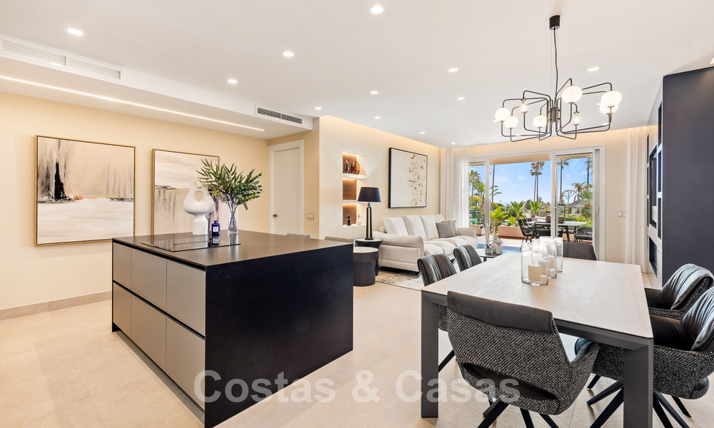 Appartement spacieux et élégant à vendre dans un complexe fermé sur une plage en front de mer avec vue sur la mer, sur le Nouveau Golden Mile de Marbella - Estepona 51313