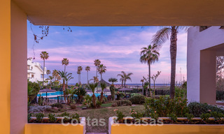 Appartement spacieux et élégant à vendre dans un complexe fermé sur une plage en front de mer avec vue sur la mer, sur le Nouveau Golden Mile de Marbella - Estepona 51322 