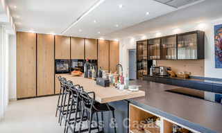 Villa de luxe indépendante de style méditerranéen à vendre à deux pas de la plage et des commodités dans la prestigieuse Guadalmina Baja à Marbella 51259 