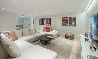 Villa de luxe espagnole à vendre avec une architecture méditerranéenne contemporaine située au cœur de la vallée du golf de Nueva Andalucia à Marbella 51236 