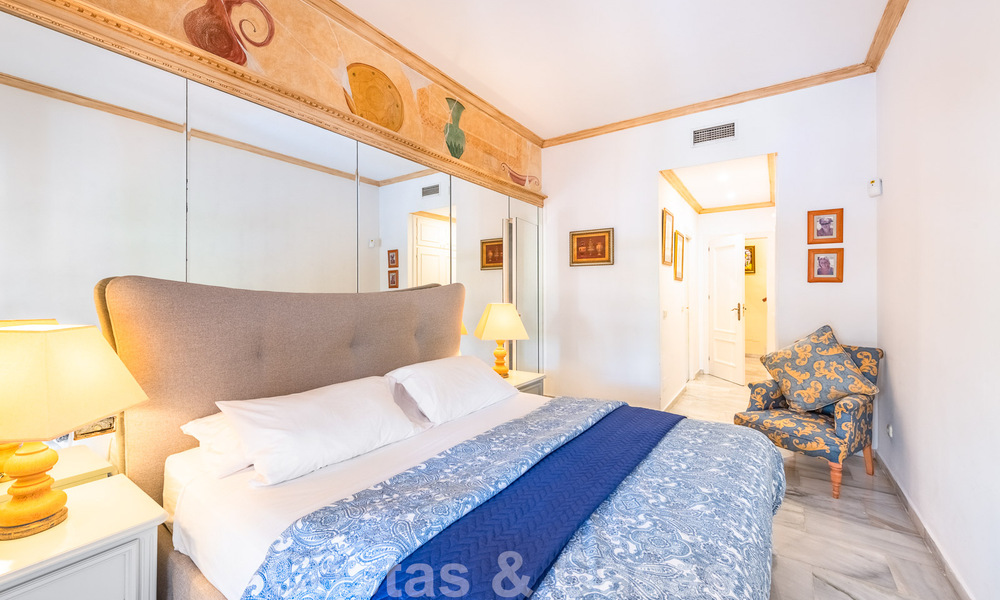 Appartement de 3 chambres à vendre dans un complexe fermé en bord de mer à quelques pas de la plage à San Pedro, Marbella 51172