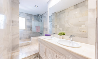 Appartement de 3 chambres à vendre dans un complexe fermé en bord de mer à quelques pas de la plage à San Pedro, Marbella 51173 