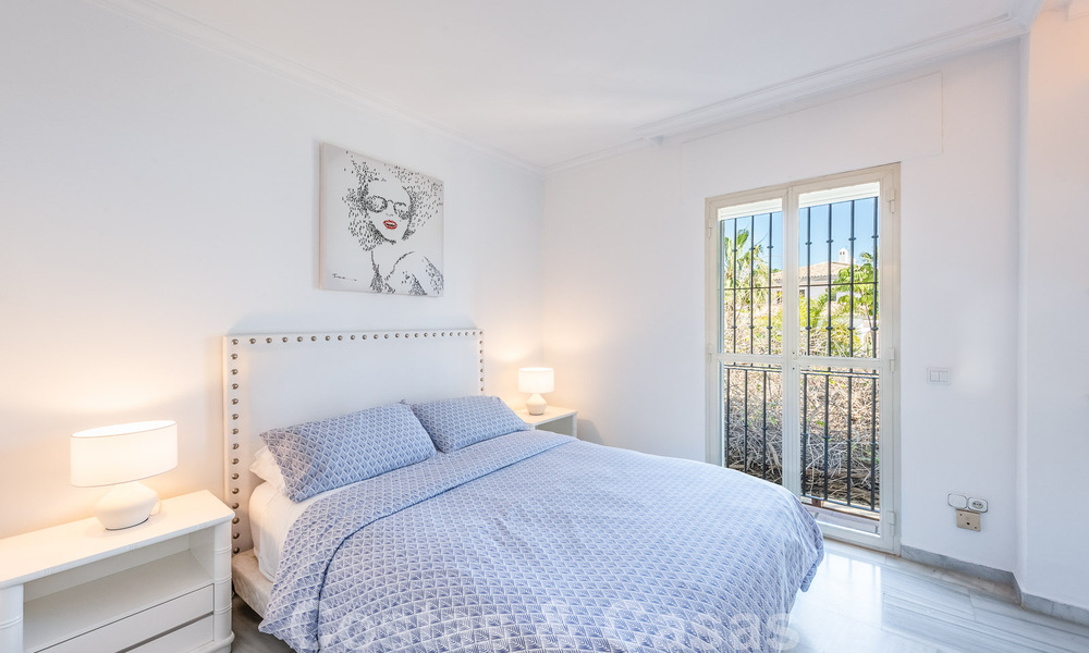 Appartement de 3 chambres à vendre dans un complexe fermé en bord de mer à quelques pas de la plage à San Pedro, Marbella 51177