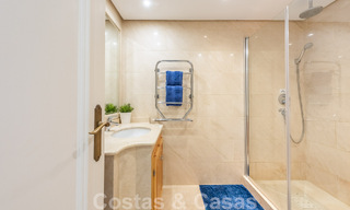 Appartement de 3 chambres à vendre dans un complexe fermé en bord de mer à quelques pas de la plage à San Pedro, Marbella 51178 