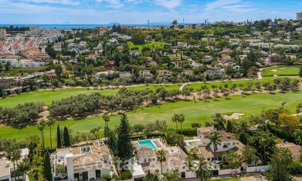 Villa de luxe à vendre, prête à emménager, adjacente au terrain de golf Las Brisas, dans une communauté fermée de la vallée du golf de Nueva Andalucia, Marbella 52084