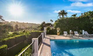 Villa de luxe à vendre, prête à emménager, adjacente au terrain de golf Las Brisas, dans une communauté fermée de la vallée du golf de Nueva Andalucia, Marbella 52085 