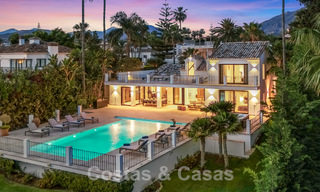 Villa de luxe à vendre, prête à emménager, adjacente au terrain de golf Las Brisas, dans une communauté fermée de la vallée du golf de Nueva Andalucia, Marbella 52091 