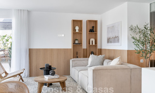 Appartement entièrement rénové à vendre, avec grande terrasse, à distance de marche des commodités et même de Puerto Banus, Marbella 51473 