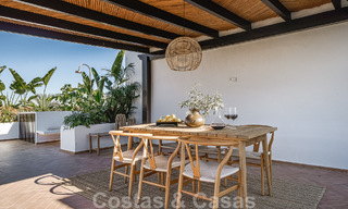 Appartement entièrement rénové à vendre, avec grande terrasse, à distance de marche des commodités et même de Puerto Banus, Marbella 51483 