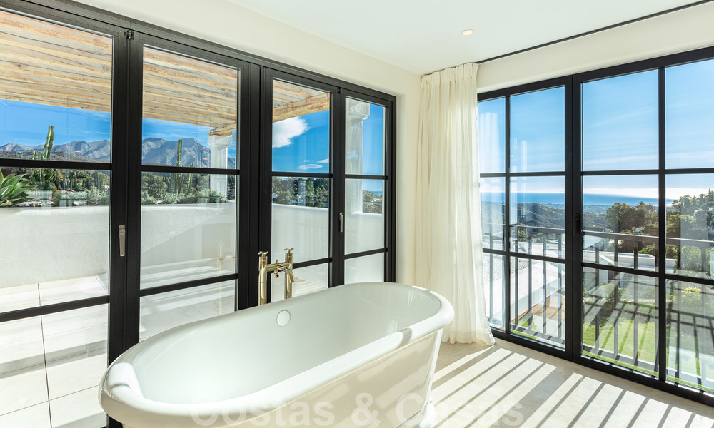 Sublime villa méditerranéenne de luxe avec logement d’invités et vue imprenable sur la mer à vendre à El Madroñal, Marbella - Benahavis 51520