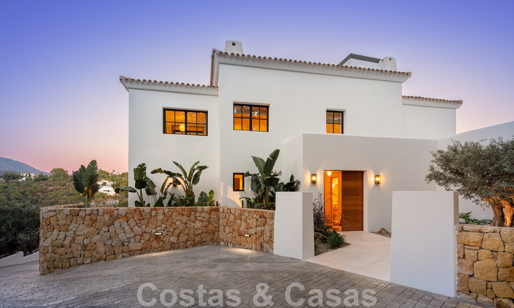Sublime villa méditerranéenne de luxe avec logement d’invités et vue imprenable sur la mer à vendre à El Madroñal, Marbella - Benahavis 51532