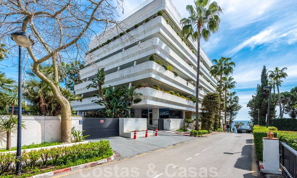 Appartement de luxe dans un complexe balnéaire exclusif sur le Golden Mile, à la périphérie du centre de Marbella 51610
