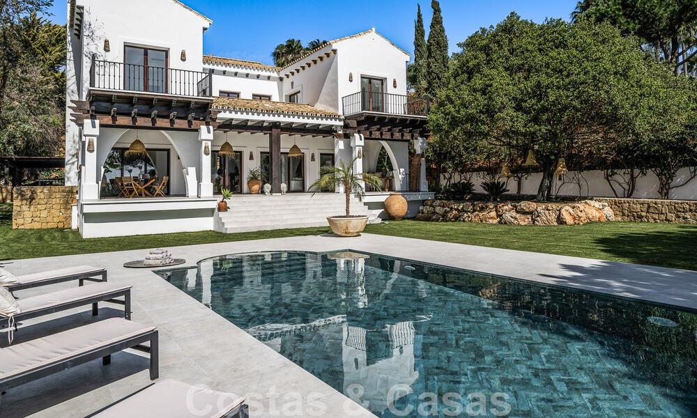 Luxueuse villa andalouse avec vue partielle sur la mer à vendre, à l'est du centre de Marbella 52392