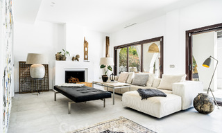 Luxueuse villa andalouse avec vue partielle sur la mer à vendre, à l'est du centre de Marbella 52398 