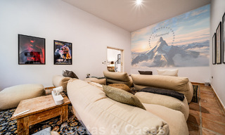 Luxueuse villa andalouse avec vue partielle sur la mer à vendre, à l'est du centre de Marbella 52407 