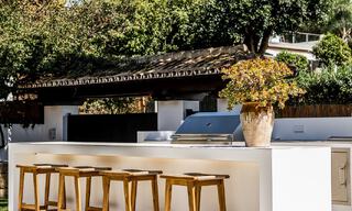 Luxueuse villa andalouse avec vue partielle sur la mer à vendre, à l'est du centre de Marbella 52409 