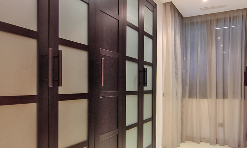 Appartement duplex spacieux et rénové à vendre dans un complexe exclusif en front de mer à Puerto Banus, Marbella 51554