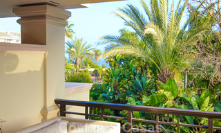 Spacieux appartement de luxe à vendre dans un complexe de bord de mer prestigieux à Puerto Banus, Marbella 51579 