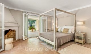 Villa espagnole à vendre avec architecture méditerranéenne et grand jardin située près de San Pedro à Marbella - Benahavis 52517 