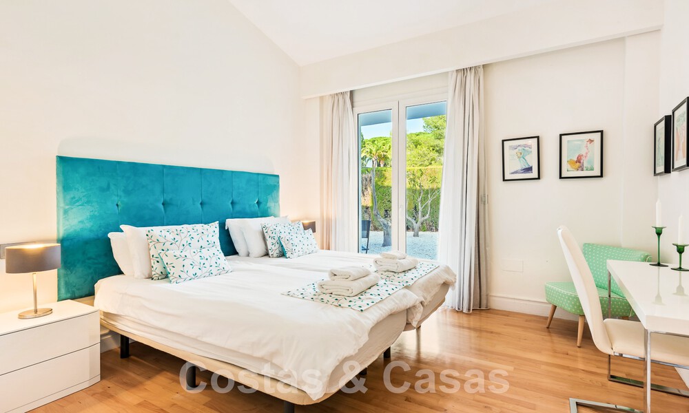 Spacieuse villa de luxe à vendre avec grand jardin privé à l'est du centre de Marbella 52538