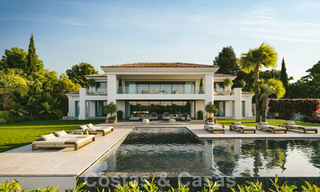 Terrain + projet de construction exclusif à vendre pour une impressionnante villa design, à distance de marche du Golf La Quinta à Benahavis - Marbella 52641 