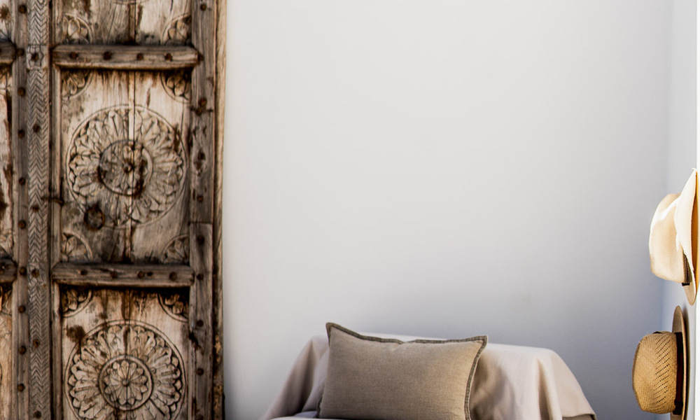 Villa de luxe à vendre dans un style architectural andalou à l'est du centre de Marbella, à deux pas des dunes et de la plage 52666