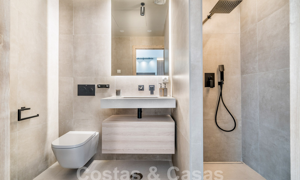 Appartement entièrement rénové dans un complexe fermé à quelques pas de Puerto Banus, Marbella 52678