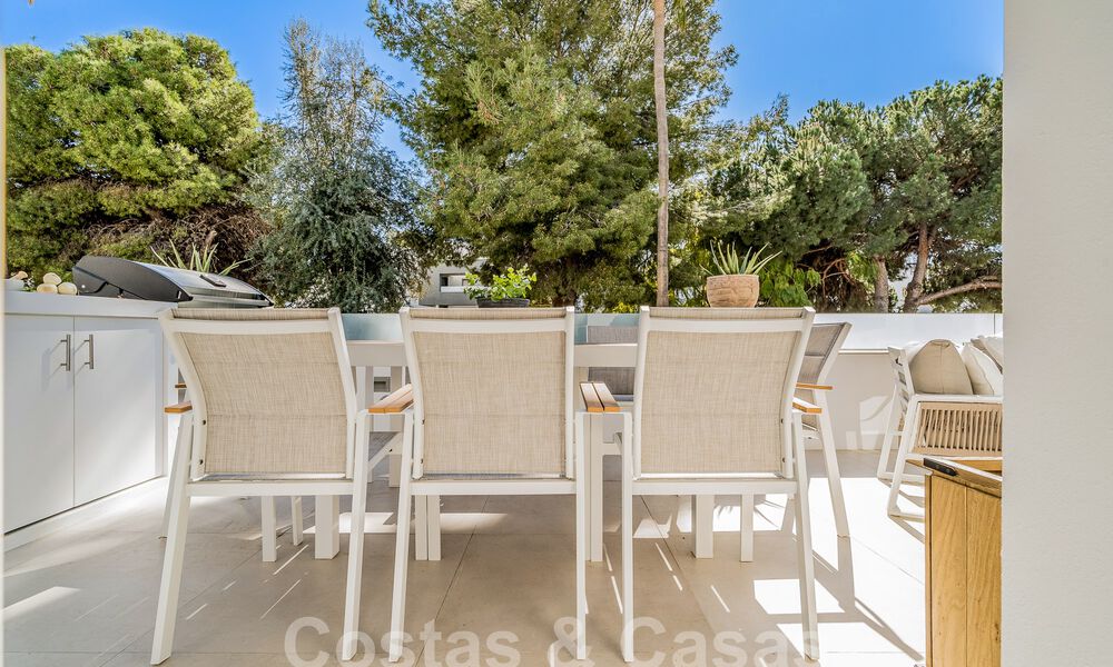 Appartement entièrement rénové dans un complexe fermé à quelques pas de Puerto Banus, Marbella 52698