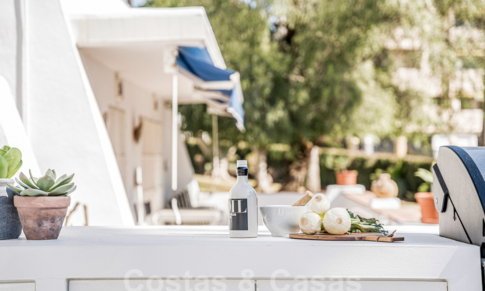 Appartement entièrement rénové dans un complexe fermé à quelques pas de Puerto Banus, Marbella 52703