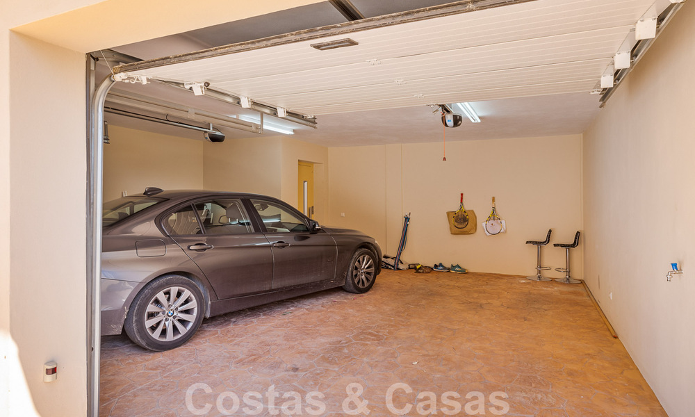 Villa traditionnelle de luxe à vendre avec vue imprenable à la frontière de Marbella et Mijas 51712