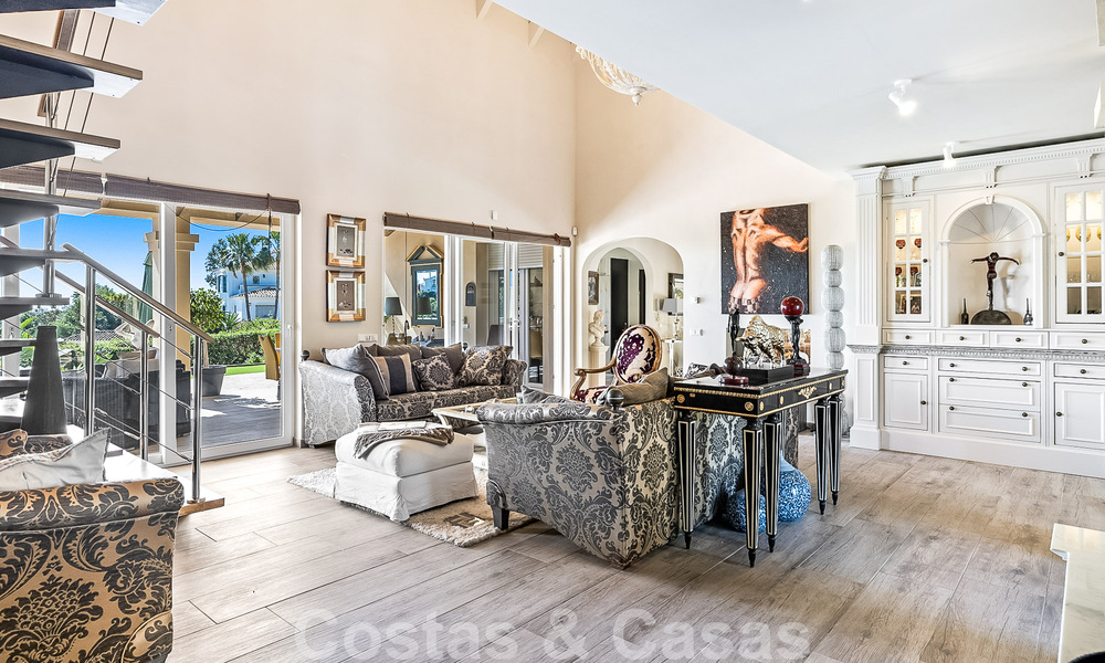 Villa traditionnelle de luxe à vendre avec vue imprenable à la frontière de Marbella et Mijas 51718