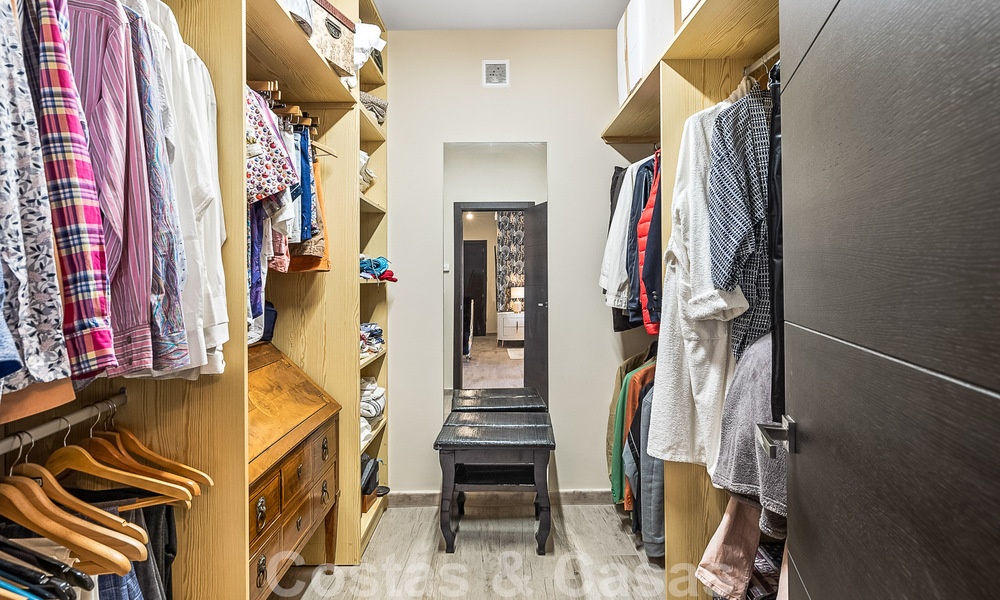 Villa traditionnelle de luxe à vendre avec vue imprenable à la frontière de Marbella et Mijas 51736