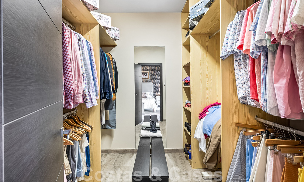 Villa traditionnelle de luxe à vendre avec vue imprenable à la frontière de Marbella et Mijas 51737