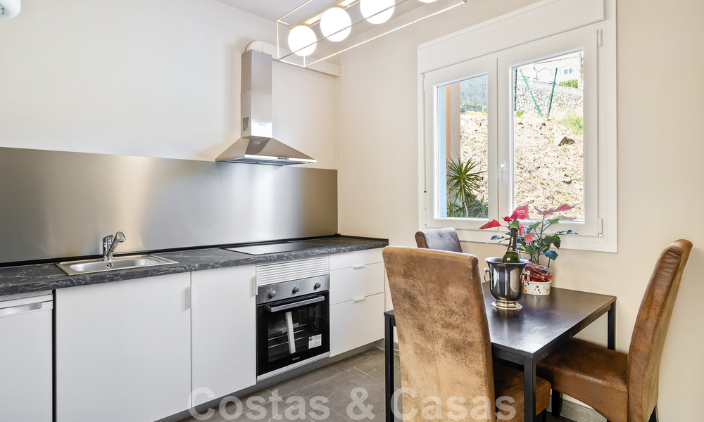 Villa traditionnelle de luxe à vendre avec vue imprenable à la frontière de Marbella et Mijas 51748