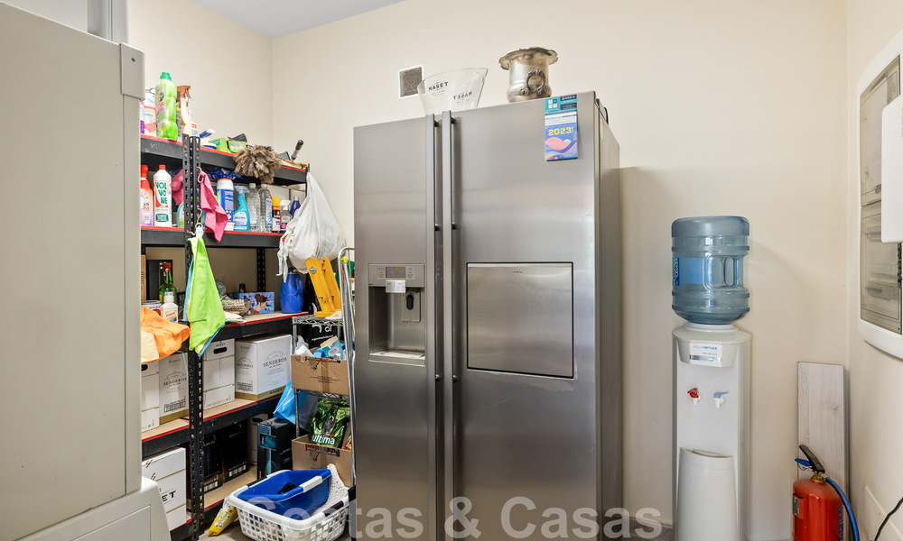 Villa traditionnelle de luxe à vendre avec vue imprenable à la frontière de Marbella et Mijas 51749