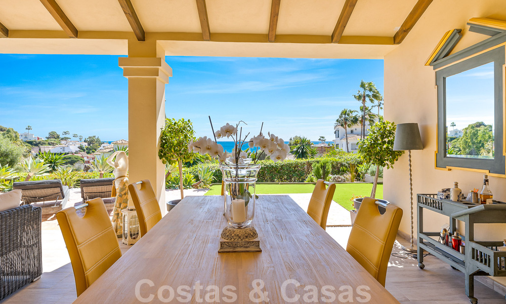 Villa traditionnelle de luxe à vendre avec vue imprenable à la frontière de Marbella et Mijas 51752