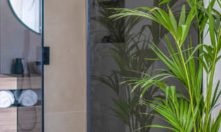 Penthouse entièrement rénové à vendre dans la communauté fermée de La Quinta, Marbella - Benahavis 51645 