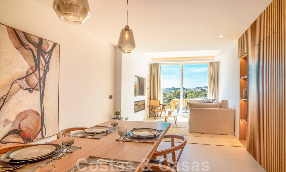 Penthouse entièrement rénové à vendre dans la communauté fermée de La Quinta, Marbella - Benahavis 51657