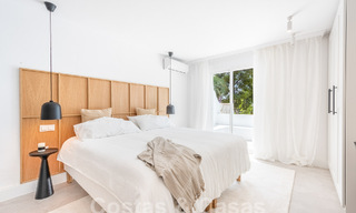 Penthouse rénové avec grand solarium à vendre, à distance de marche des commodités et même de Puerto Banus, Marbella 52854 