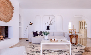 Villa andalouse à vendre à distance de marche de la plage sur le nouveau Golden Mile entre Marbella et Estepona 53465 