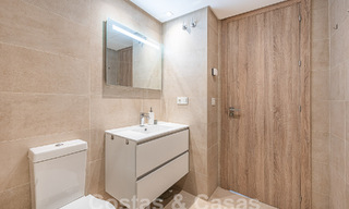 Vente d'un appartement au rez-de-chaussée surélevé, prêt à être emménagé, avec vue imprenable sur la vallée et la mer, dans le quartier exclusif de Benahavis - Marbella 53313 