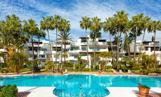 Luxueux appartement rénové de 3 chambres à vendre à Puente Romano sur le Golden Mile, Marbella 51760 