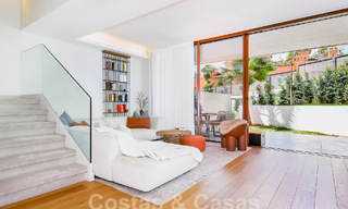 Villa à vendre avec vue sur la mer, à proximité de Puente Romano sur le Golden Mile de Marbella 52714 