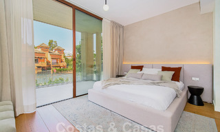 Villa à vendre avec vue sur la mer, à proximité de Puente Romano sur le Golden Mile de Marbella 52725 