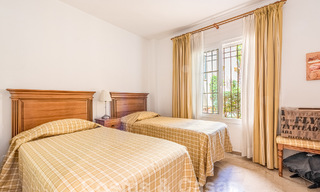 Appartement de jardin à vendre à proximité de Puerto Banus et de la plage dans une urbanisation fermée à Nueva Andalucia, Marbella 55196 