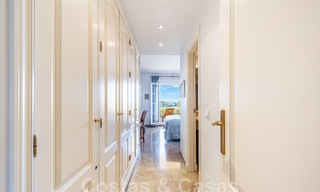 Appartement de jardin à vendre à proximité de Puerto Banus et de la plage dans une urbanisation fermée à Nueva Andalucia, Marbella 55198 