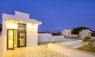 Vente d'une villa de luxe moderne, prête à être emménagée, sur le Golden Mile, Marbella 51781 