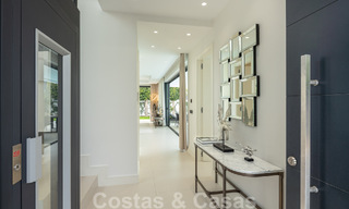 Vente d'une villa de luxe moderne, prête à être emménagée, sur le Golden Mile, Marbella 51788 