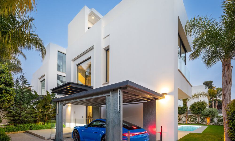 Vente d'une villa de luxe moderne, prête à être emménagée, sur le Golden Mile, Marbella 51805